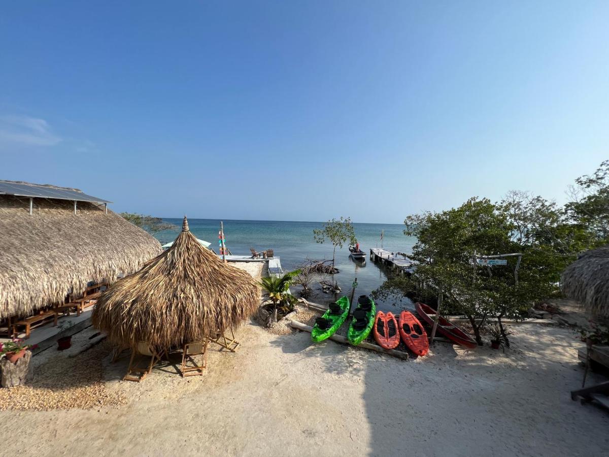 Santa Lova Eco-Hostel Isla Tintipan Tintipan Island Εξωτερικό φωτογραφία