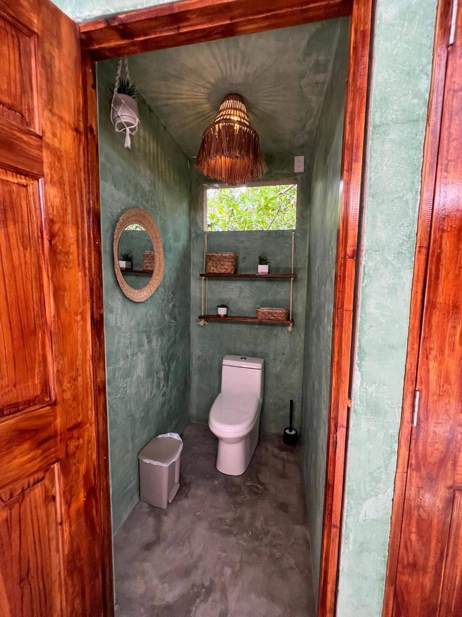 Santa Lova Eco-Hostel Isla Tintipan Tintipan Island Εξωτερικό φωτογραφία